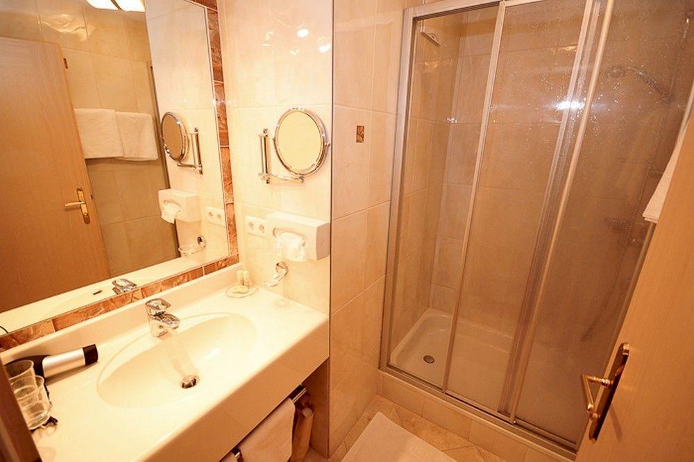 Apart Hotel Garni Strasser Zell am Ziller Dış mekan fotoğraf